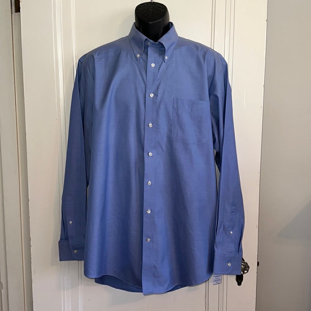 Lands’ End blue cotton no iron pinpoint Oxford dress shirt
